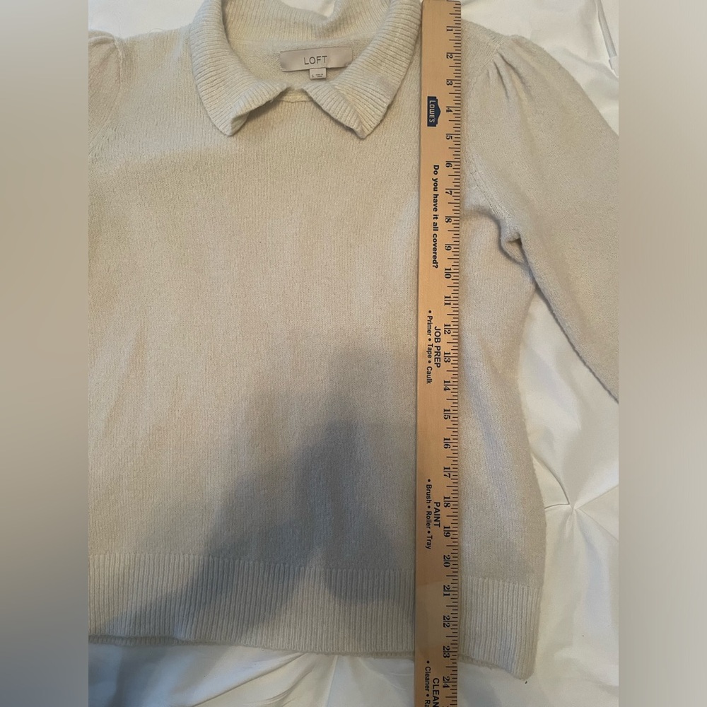Loft Women’s Off White/Cream Sweater, Peter Pan Collar Size Small (51) - Picture 4 of 4
